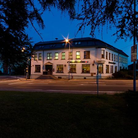 Hotel Slavia Boskovice Esterno foto