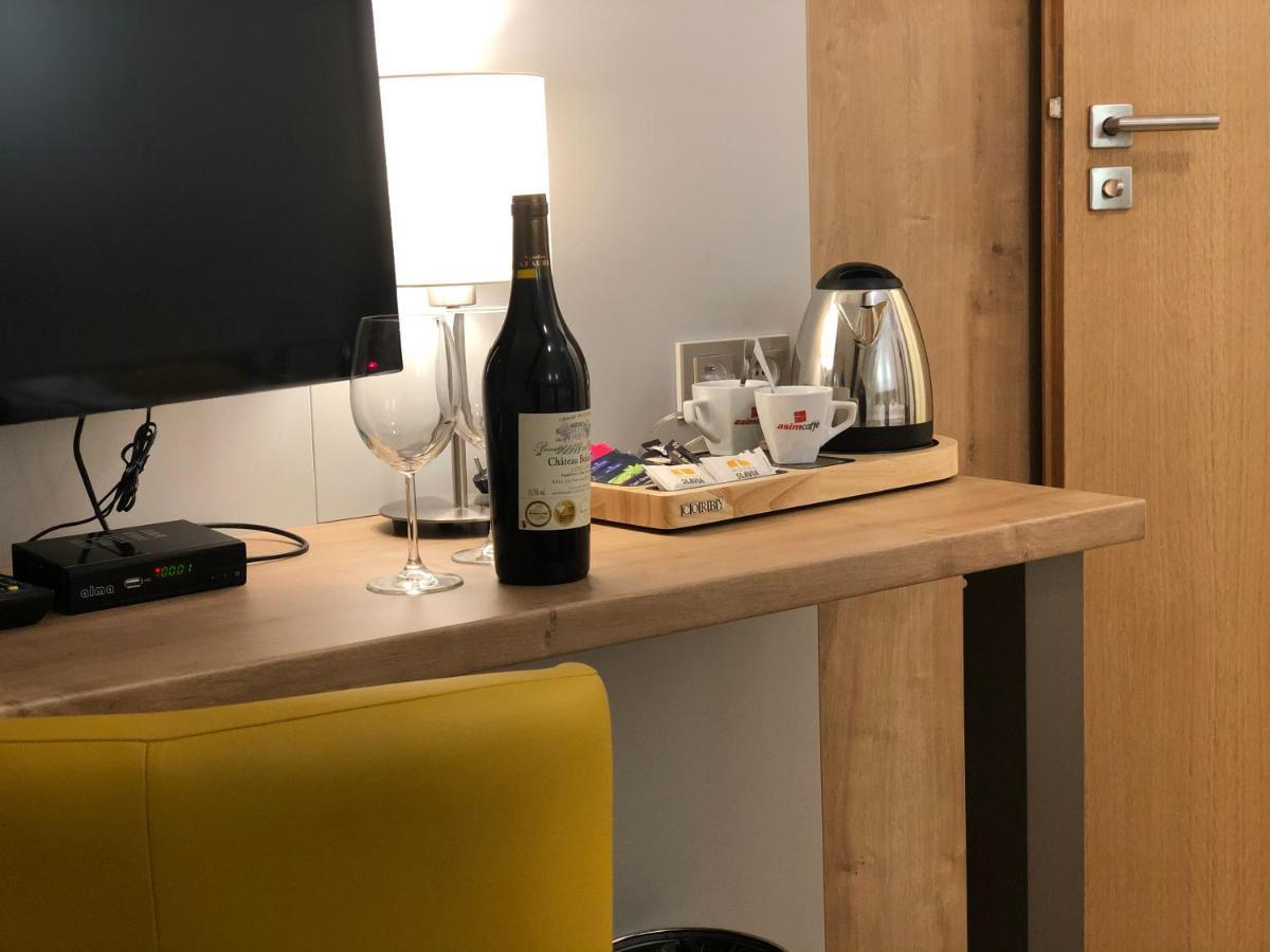 Hotel Slavia Boskovice Esterno foto