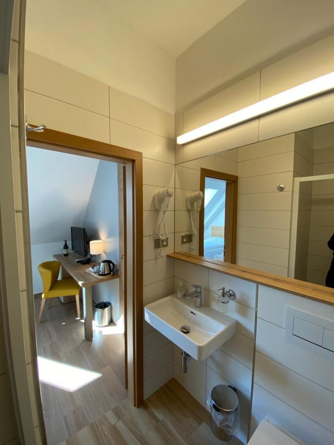 Hotel Slavia Boskovice Esterno foto