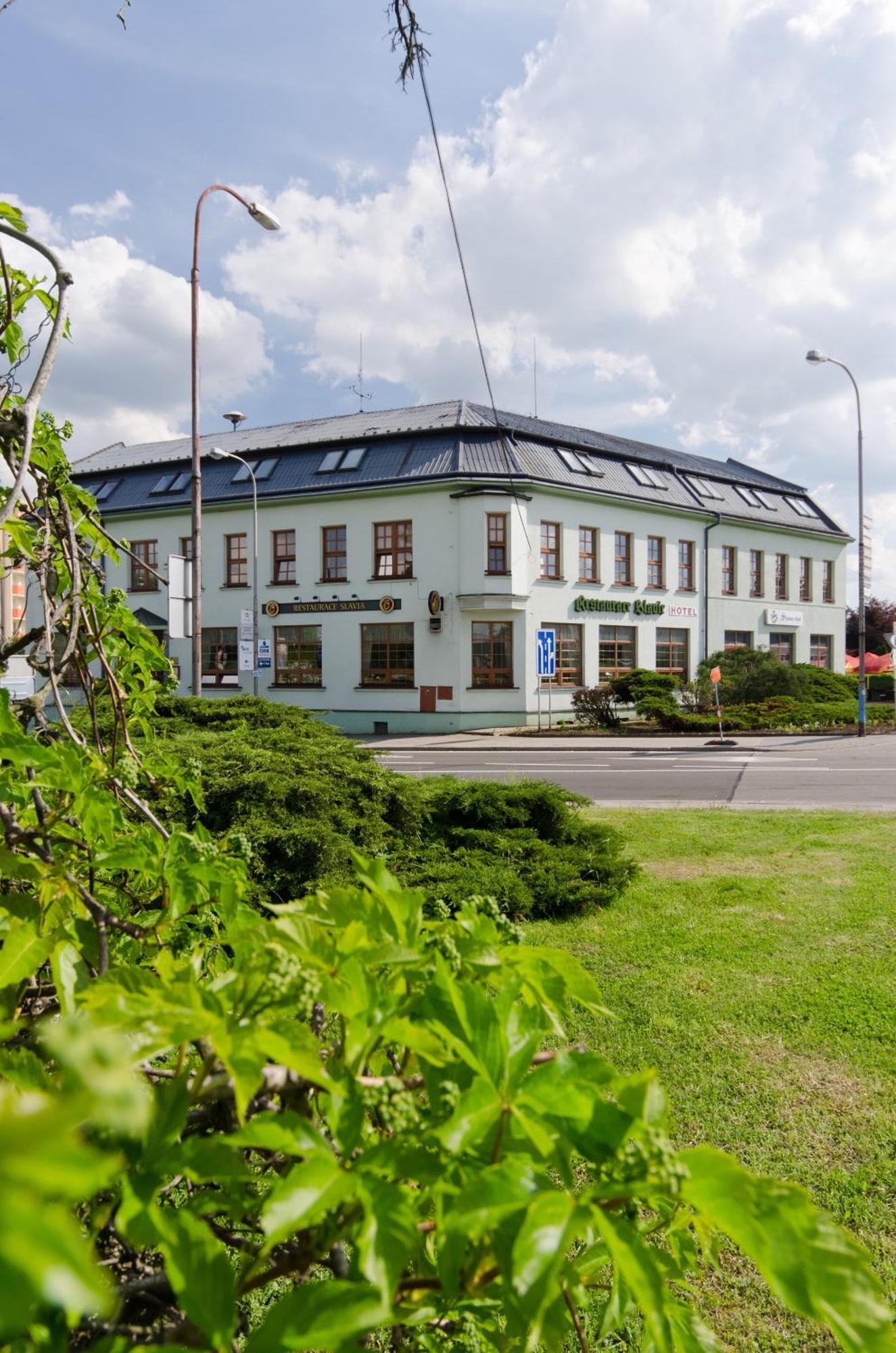 Hotel Slavia Boskovice Esterno foto
