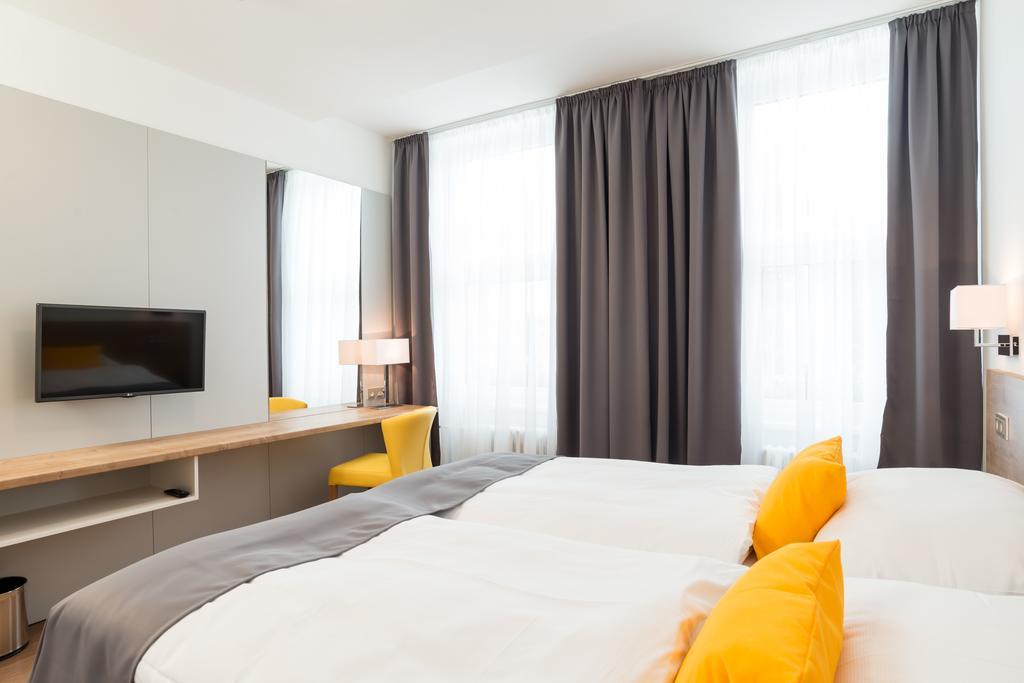 Hotel Slavia Boskovice Esterno foto