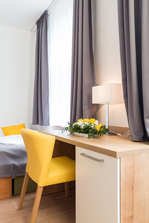 Hotel Slavia Boskovice Esterno foto